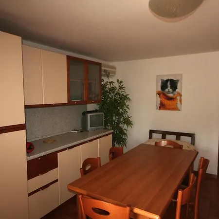 アパート Ba - Stella - 3 Apartments- リニャーノ・サッビアドーロ